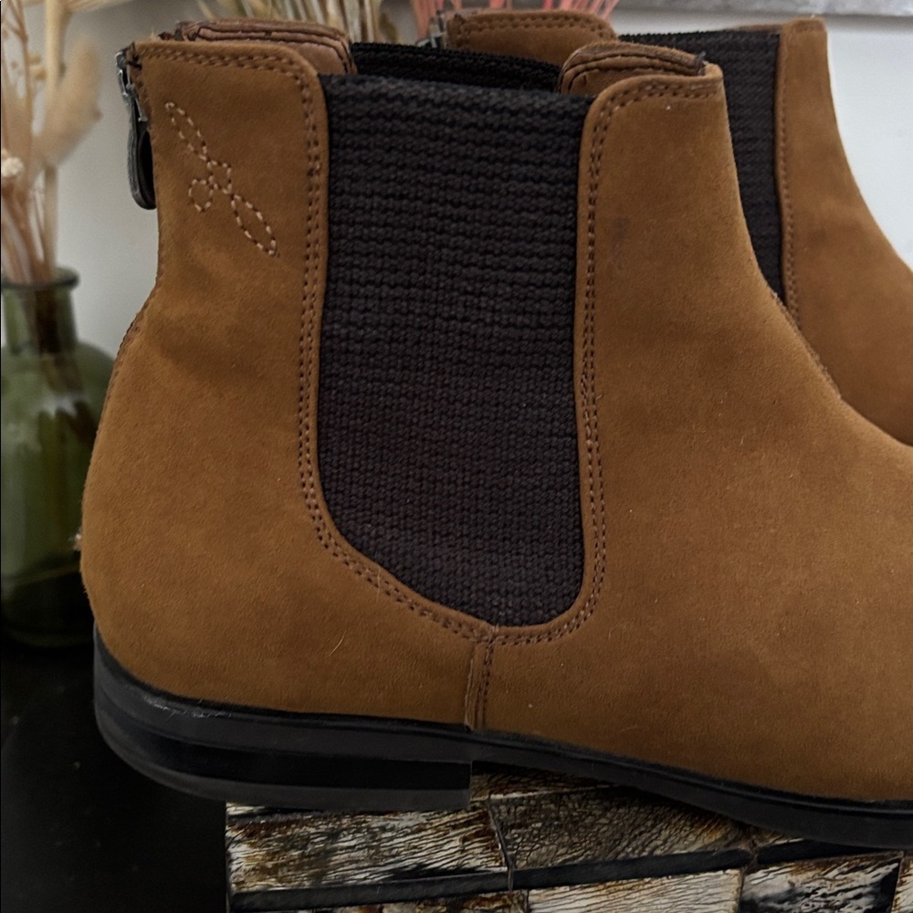 CALL IT SPRING (8) Men's Chelsea Boots Vegan Suede Tan Pull-On - Size US 8 - Picture 4 of 16